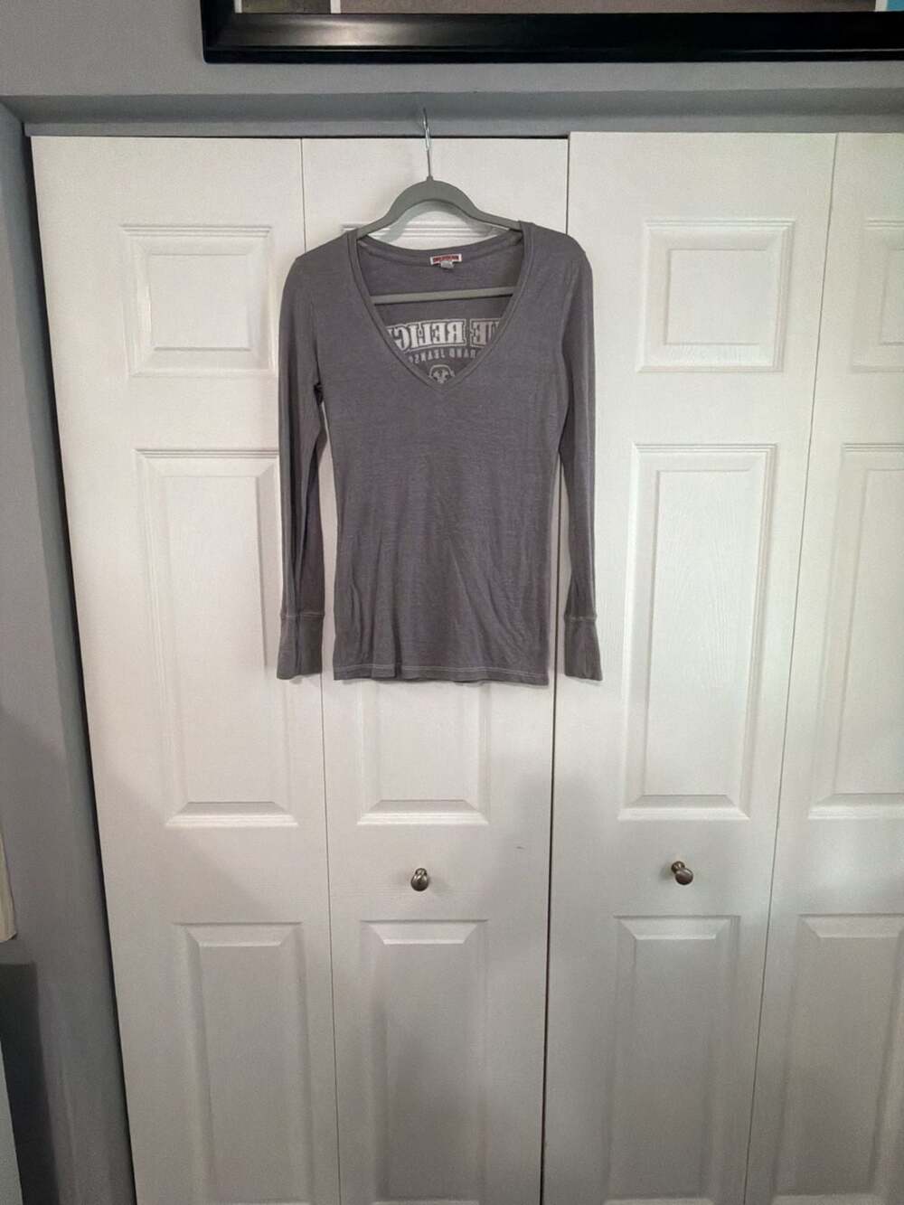 True Religion Brand Jeans Sleeve V-Neck World Tour Graphic Top